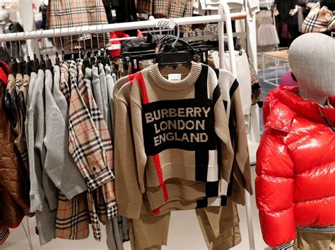 Burberry factory outlet online store